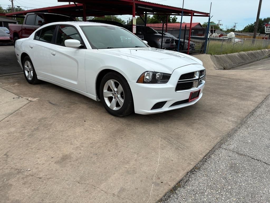 Dodge Charger SE 2013