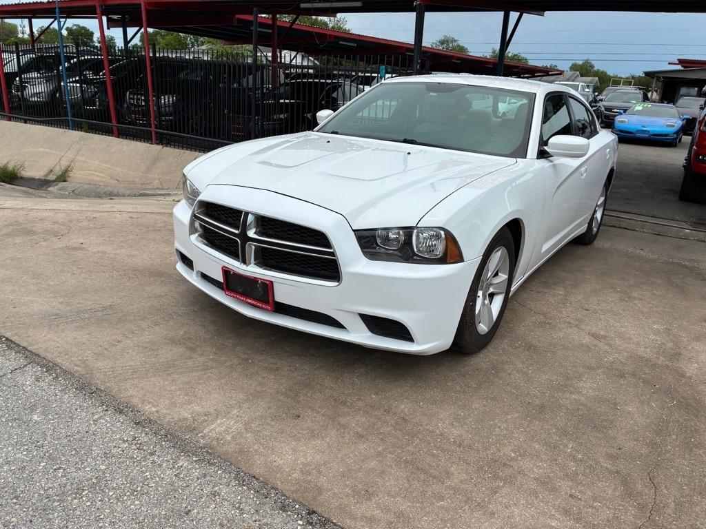 Dodge Charger SE 2013