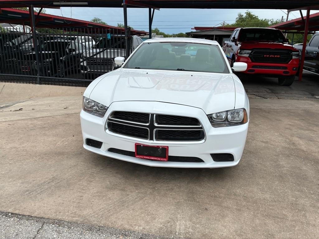 Dodge Charger SE 2013