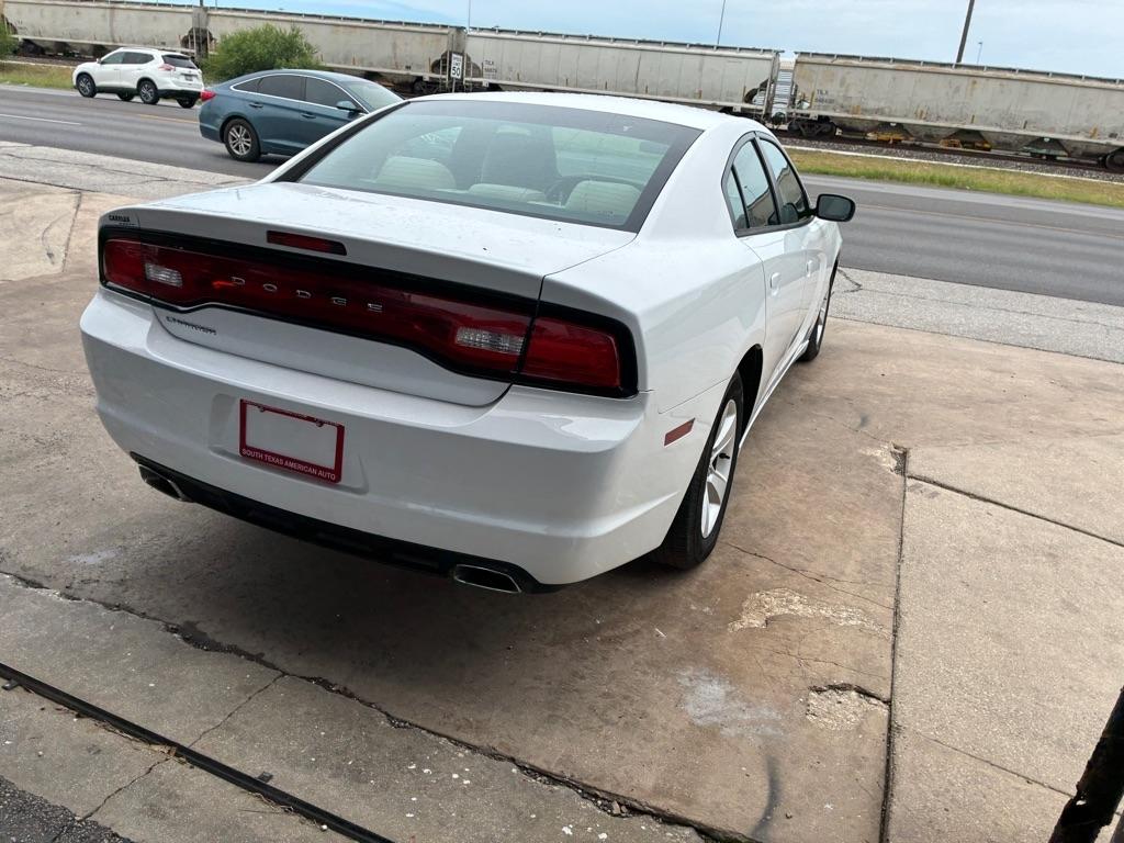 Dodge Charger SE 2013