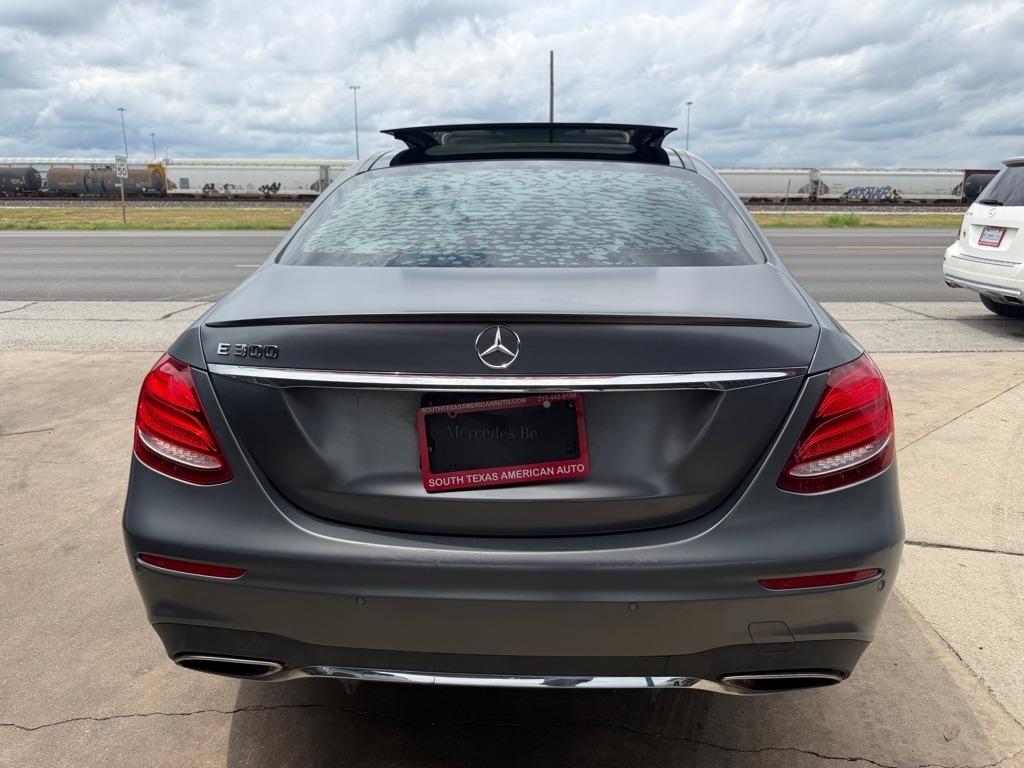 Mercedes-Benz E-Class E300 Luxury Sedan 2017