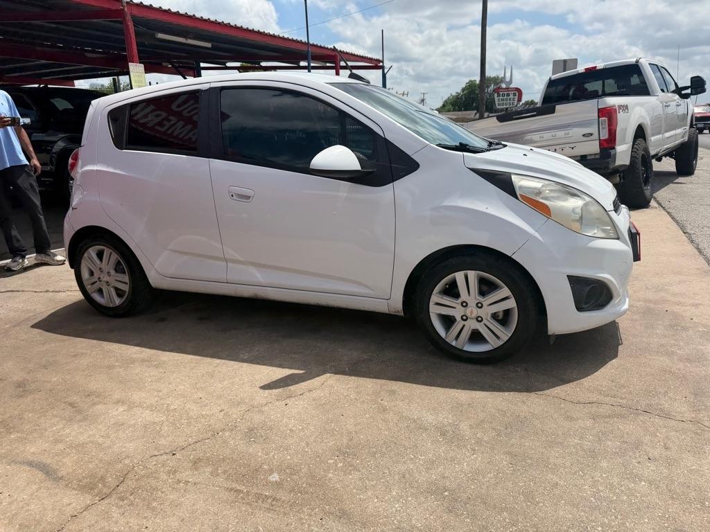Chevrolet Spark 1LT CVT 2015
