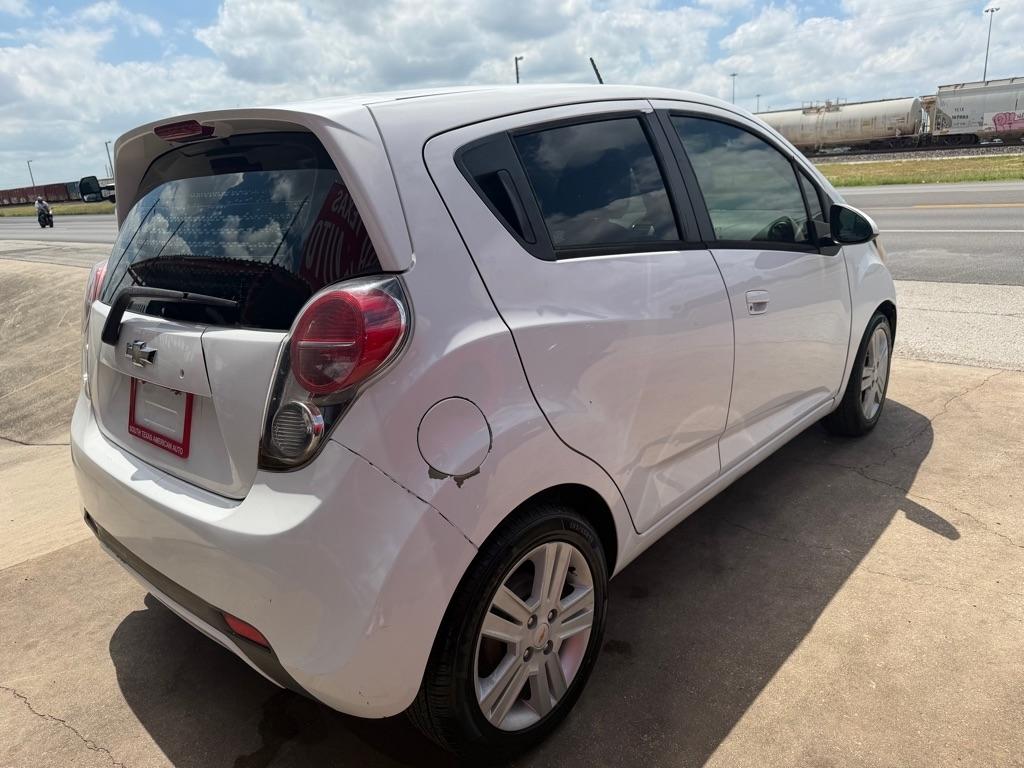 Chevrolet Spark 1LT CVT 2015