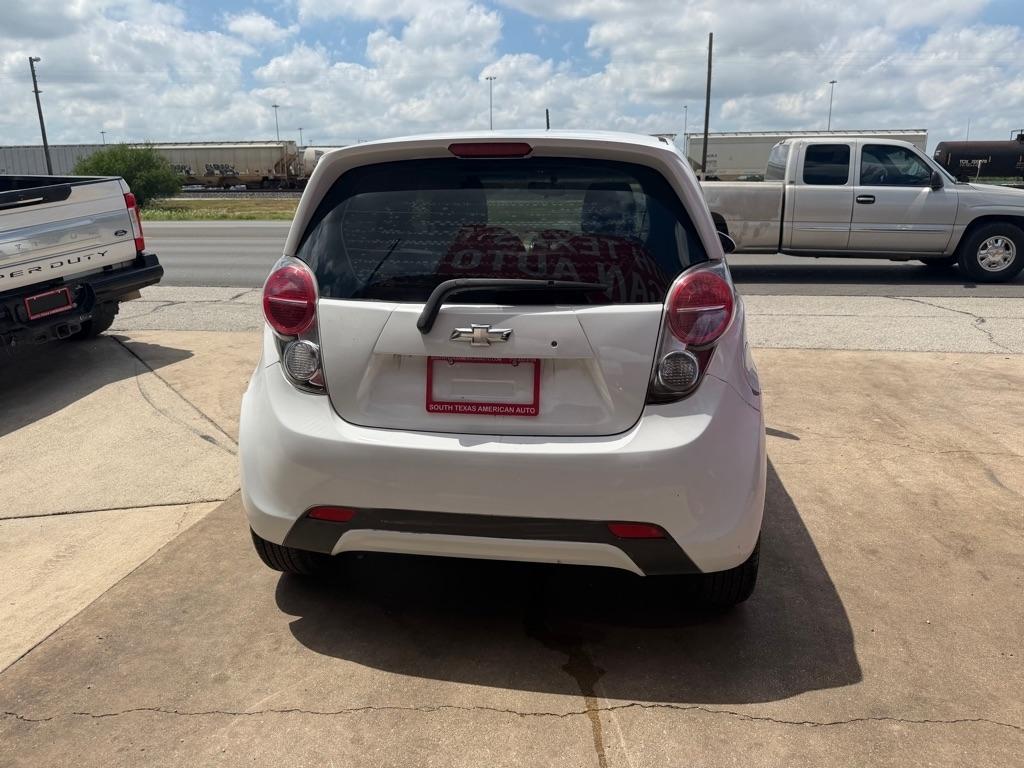 Chevrolet Spark 1LT CVT 2015