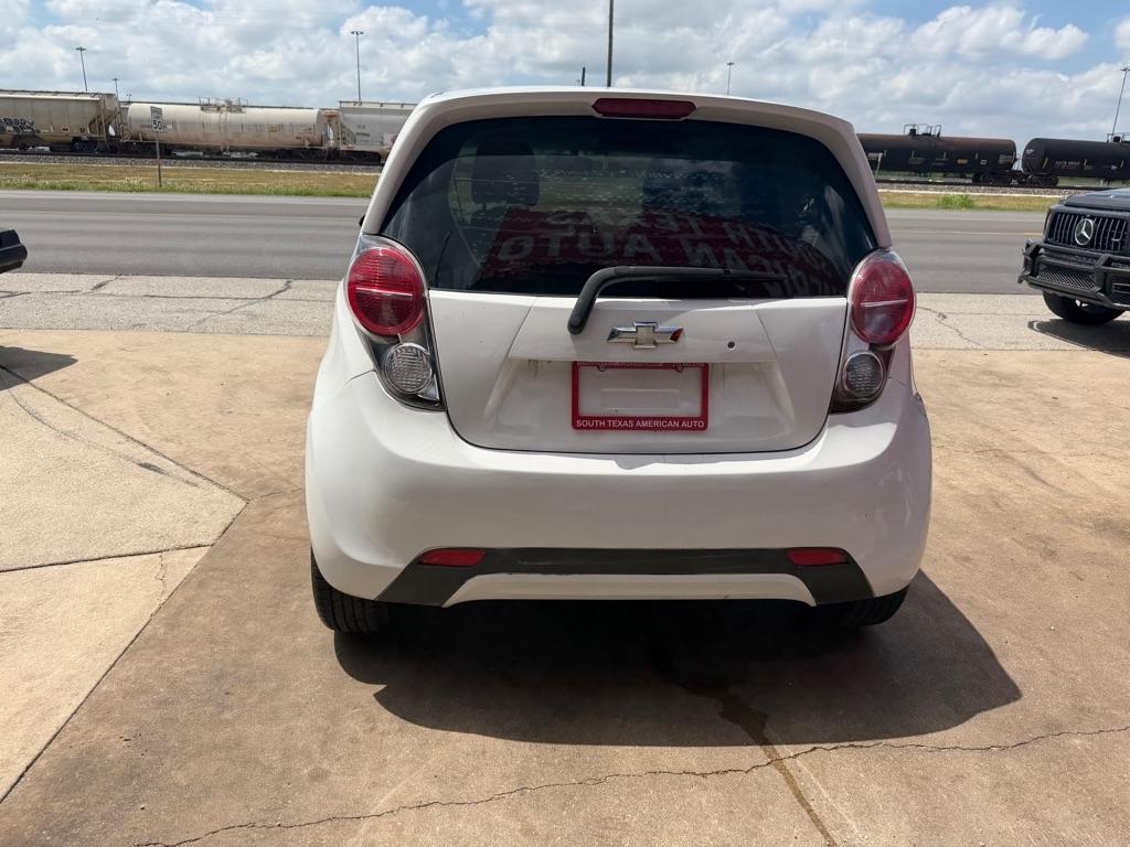 Chevrolet Spark 1LT CVT 2015