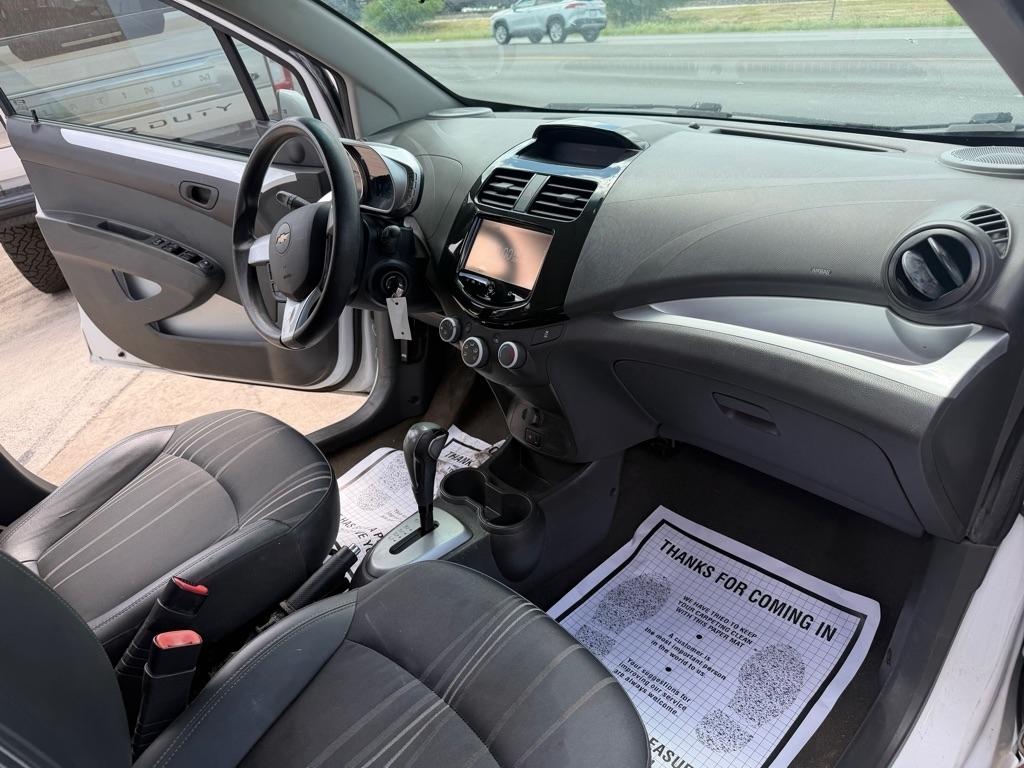 Chevrolet Spark 1LT CVT 2015
