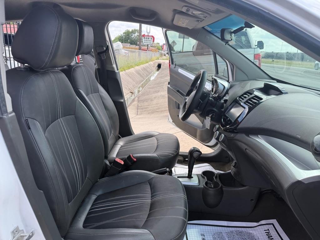 Chevrolet Spark 1LT CVT 2015