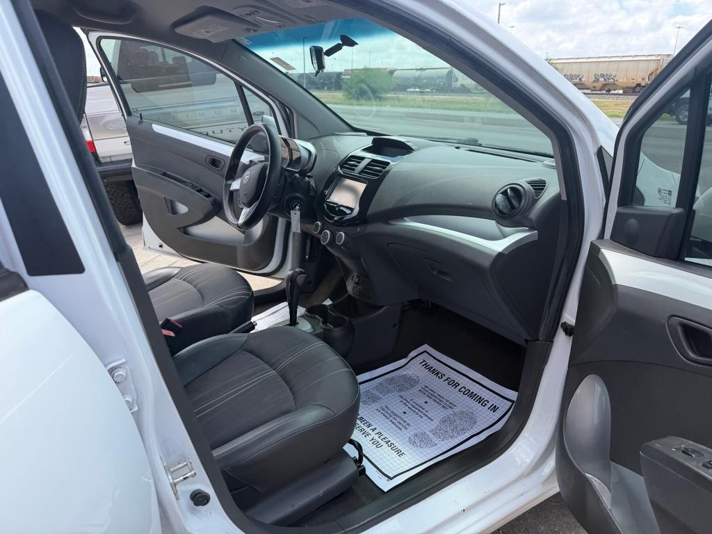 Chevrolet Spark 1LT CVT 2015