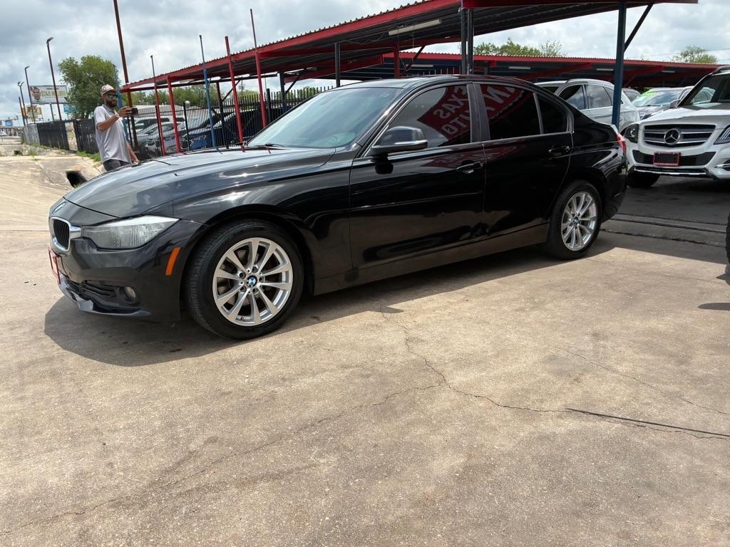 BMW 3-Series 320i xDrive Sedan 2016