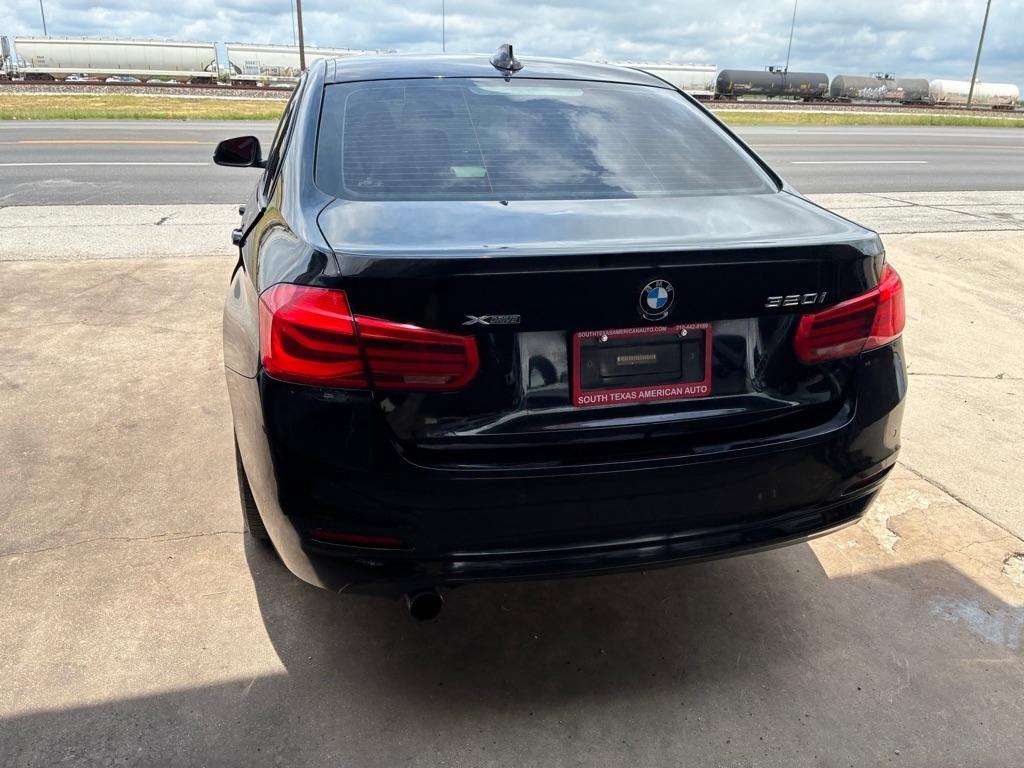 BMW 3-Series 320i xDrive Sedan 2016