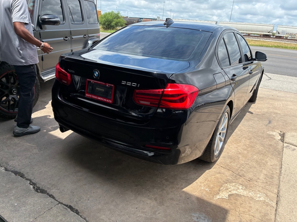 BMW 3-Series 320i xDrive Sedan 2016
