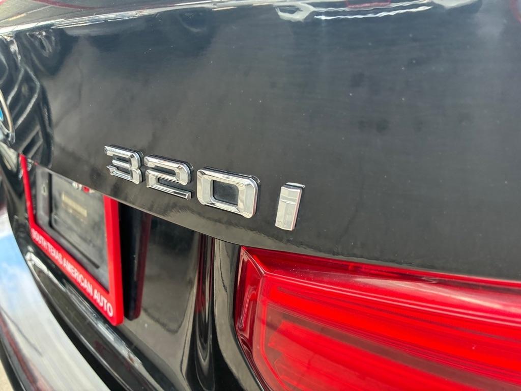 BMW 3-Series 320i xDrive Sedan 2016