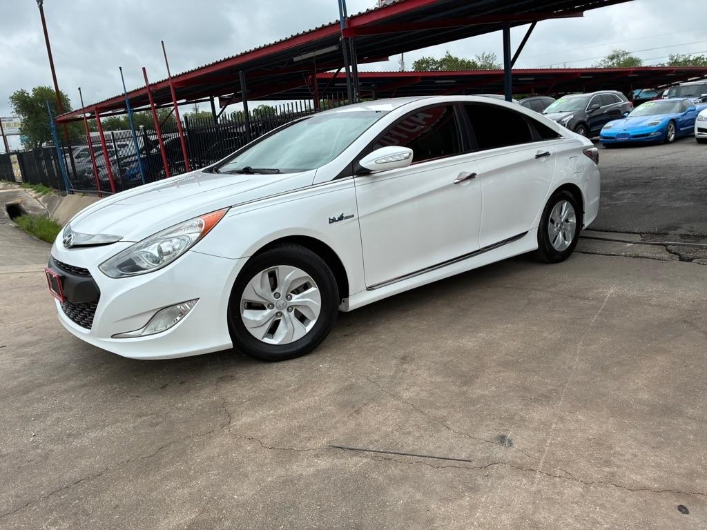 Hyundai Sonata Hybrid Sedan 2015