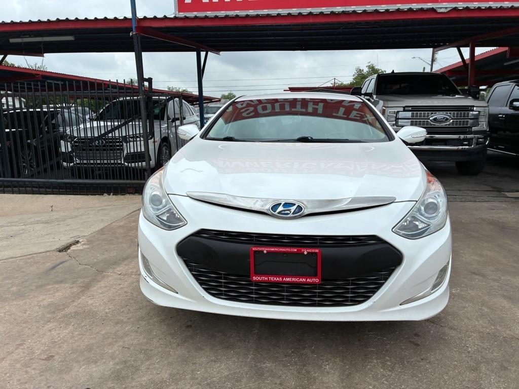 Hyundai Sonata Hybrid Sedan 2015