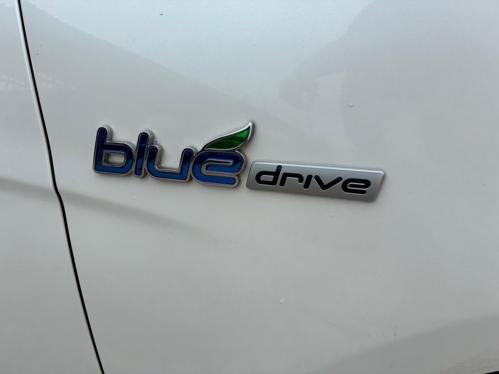 Hyundai Sonata Hybrid Sedan 2015