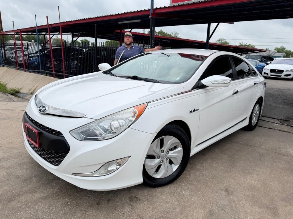 Hyundai Sonata Hybrid Sedan 2015