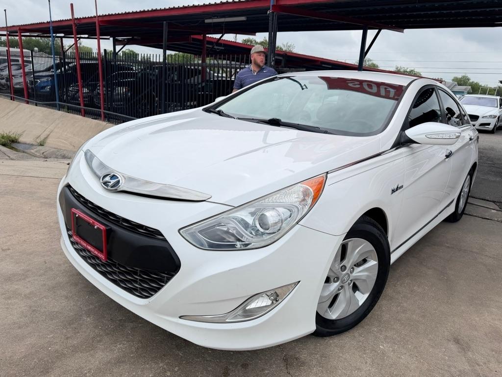 Hyundai Sonata Hybrid Sedan 2015