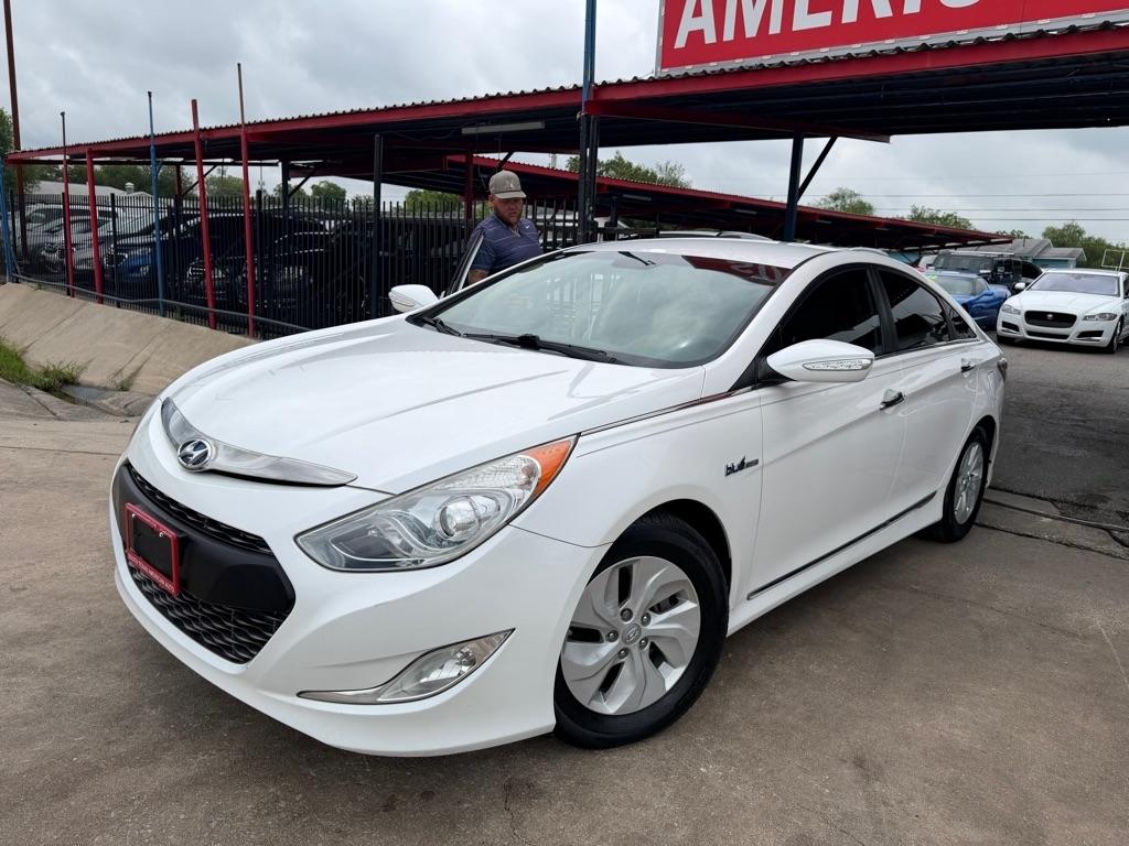 Hyundai Sonata Hybrid Sedan 2015