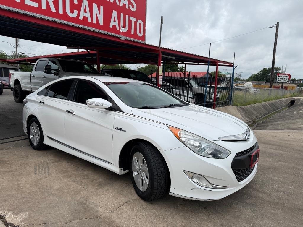 Hyundai Sonata Hybrid Sedan 2015