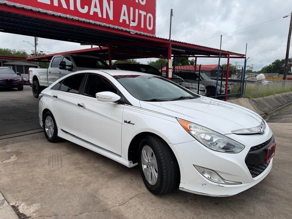 Hyundai Sonata Hybrid Sedan 2015