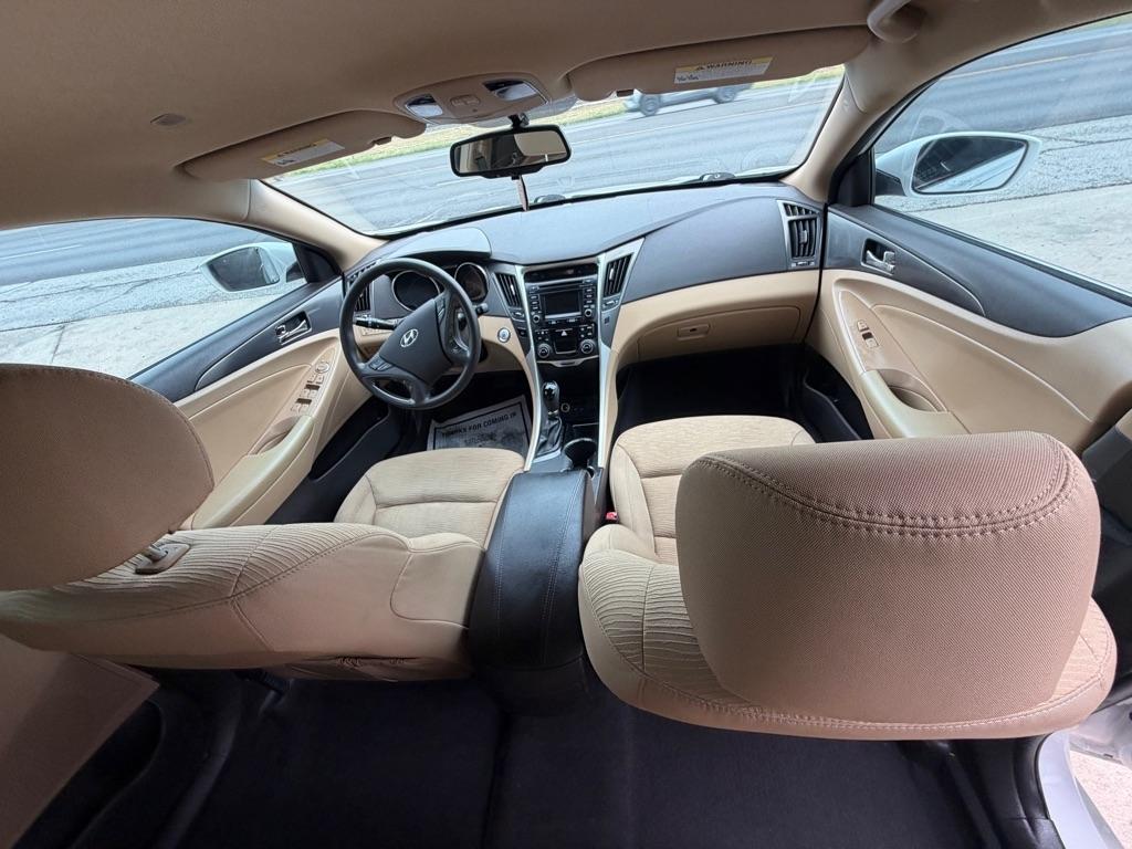 Hyundai Sonata Hybrid Sedan 2015