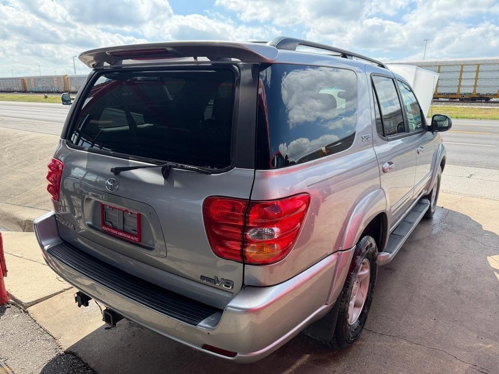 Toyota Sequoia SR5 2WD 2001
