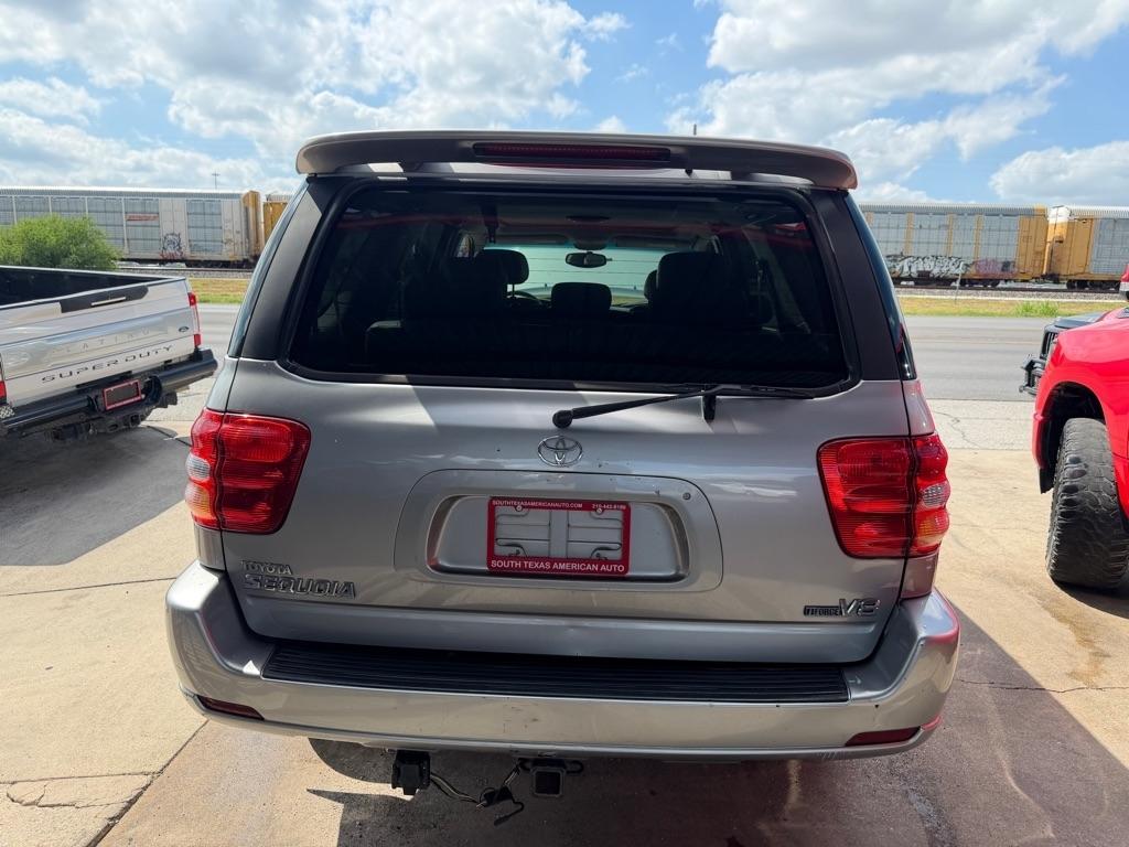 Toyota Sequoia SR5 2WD 2001