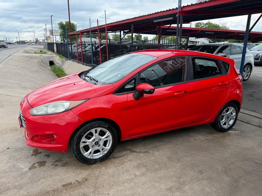 Ford Fiesta SE Hatchback 2015