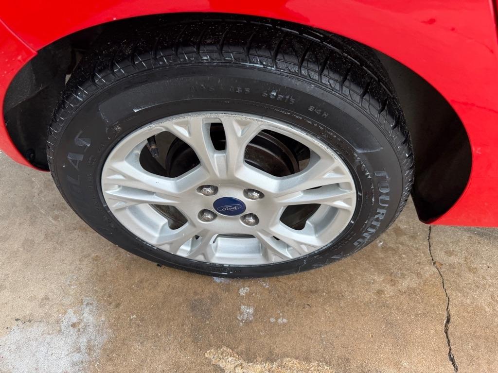Ford Fiesta SE Hatchback 2015