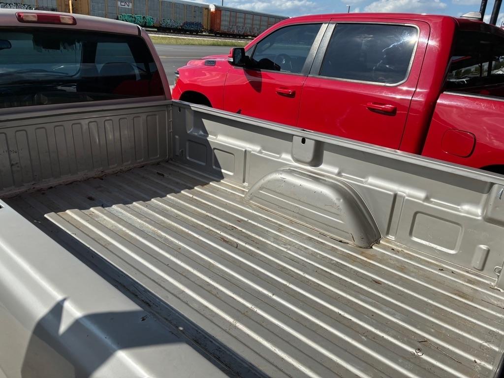 Chevrolet Silverado 1500 Work Truck Short Bed 2WD 2005