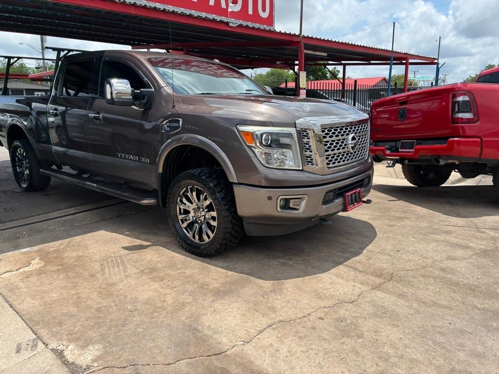 Nissan Titan XD SL 4WD Diesel 2017