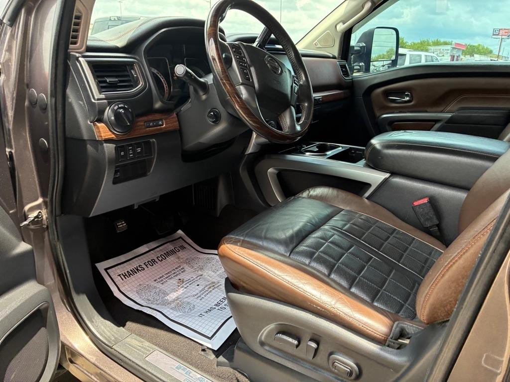 Nissan Titan XD SL 4WD Diesel 2017