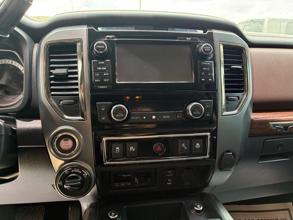 Nissan Titan XD SL 4WD Diesel 2017