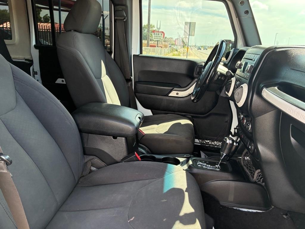 Jeep Wrangler Unlimited Sport 4WD 2015