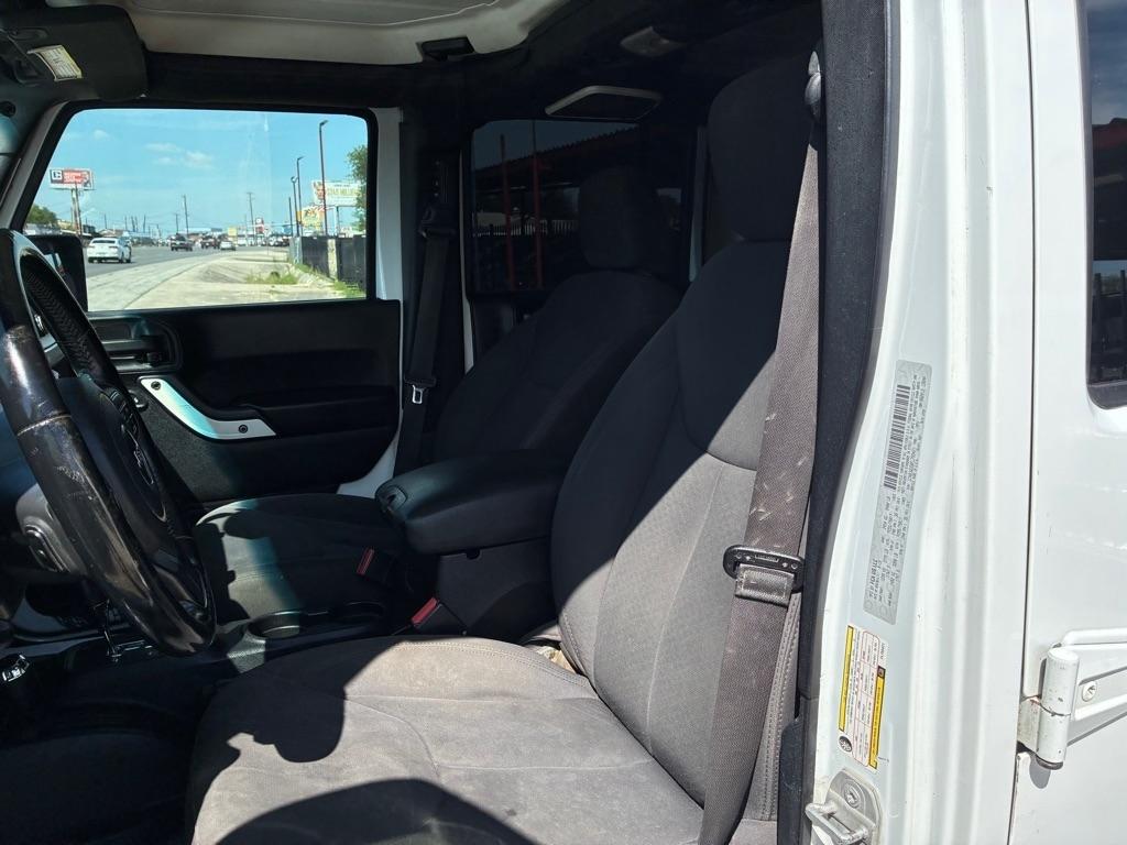 Jeep Wrangler Unlimited Sport 4WD 2015