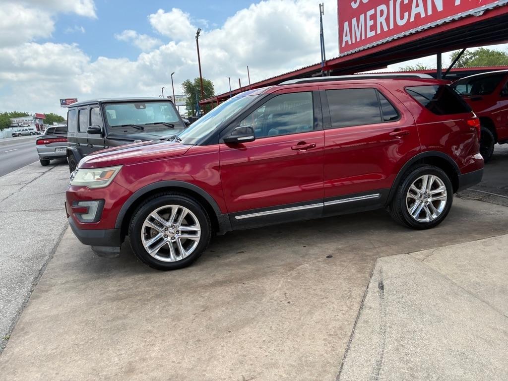 Ford Explorer XLT FWD 2016