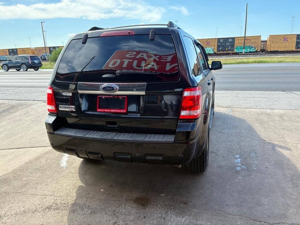 Ford Escape Limited FWD 2011