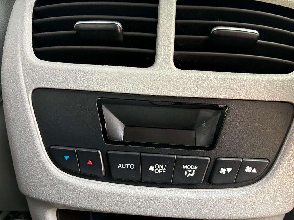 Acura MDX 6-Spd AT w/Tech Package 2015