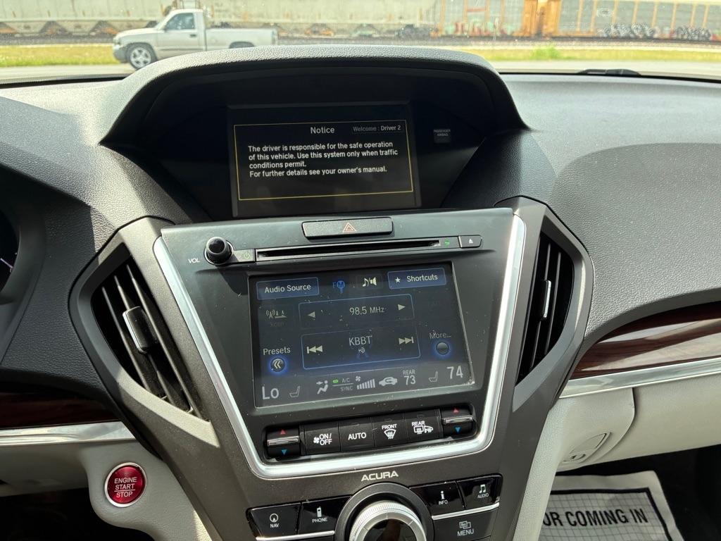 Acura MDX 6-Spd AT w/Tech Package 2015