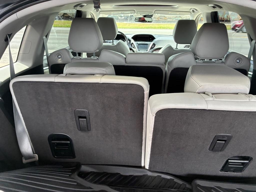 Acura MDX 6-Spd AT w/Tech Package 2015