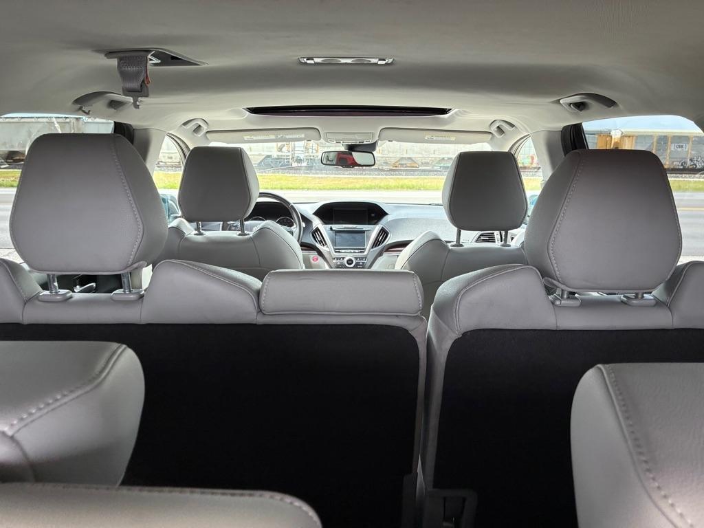 Acura MDX 6-Spd AT w/Tech Package 2015