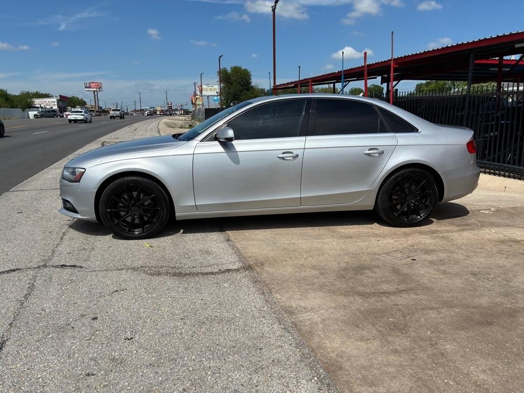 Audi A4 2.0T Sedan quattro Tiptronic 2013