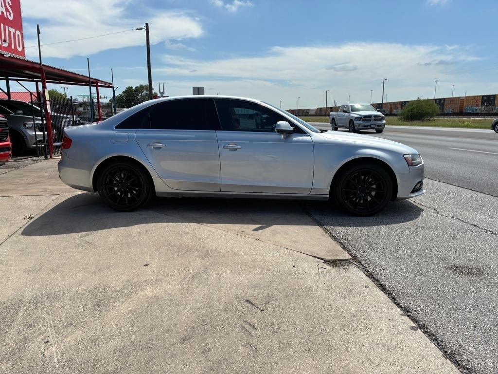 Audi A4 2.0T Sedan quattro Tiptronic 2013