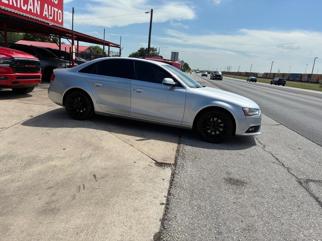 Audi A4 2.0T Sedan quattro Tiptronic 2013