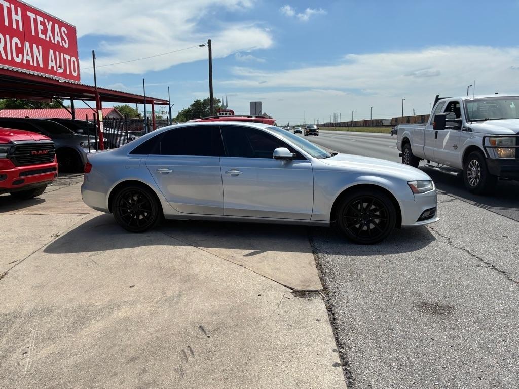 Audi A4 2.0T Sedan quattro Tiptronic 2013