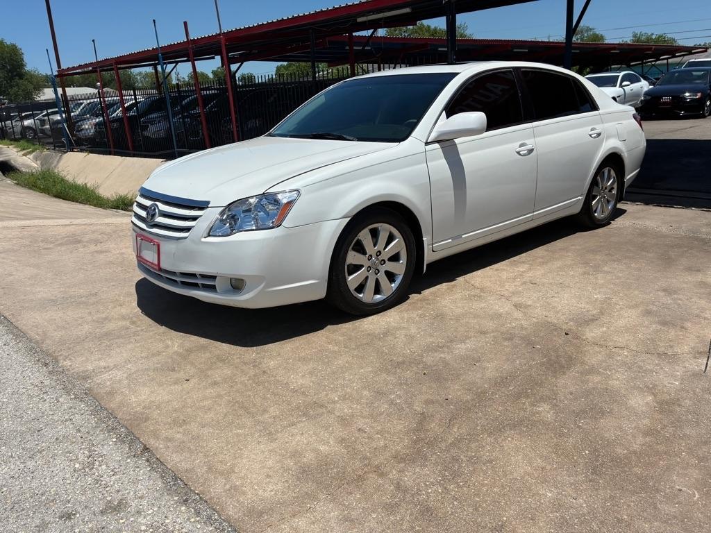 Toyota Avalon XL 2006