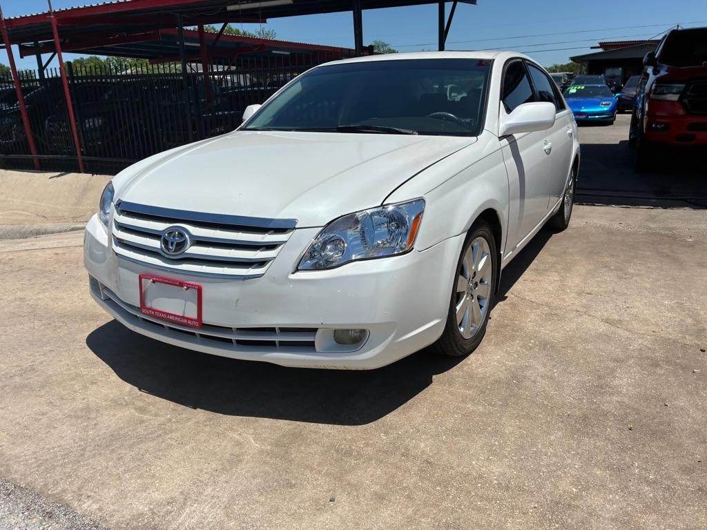 Toyota Avalon XL 2006