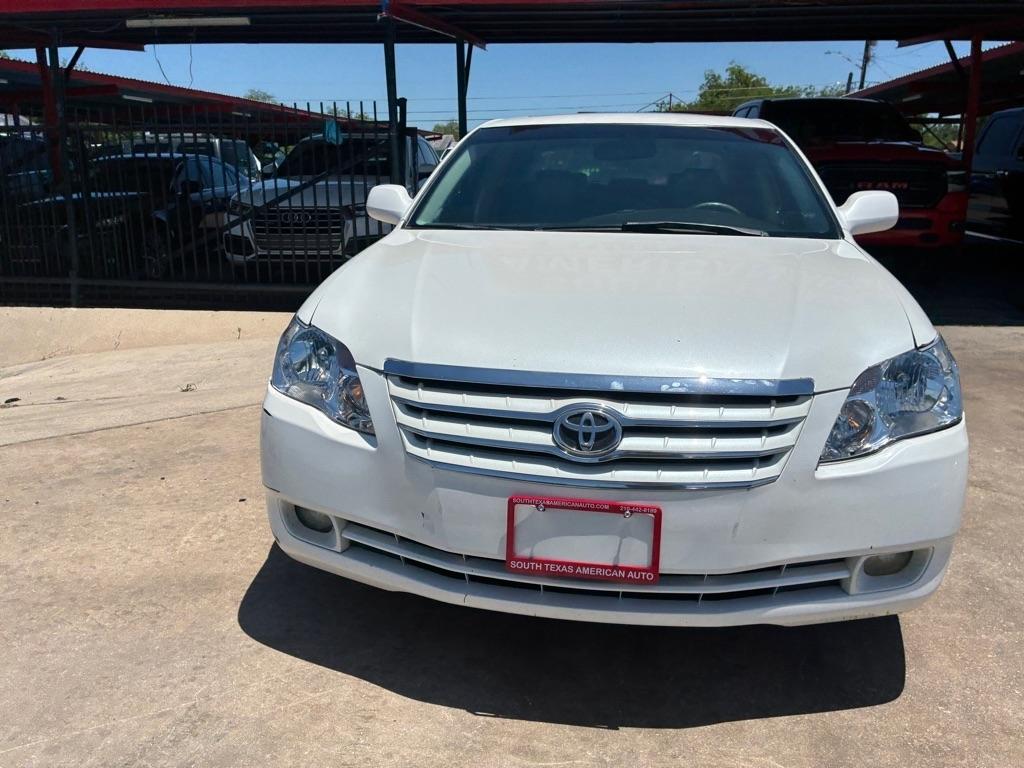 Toyota Avalon XL 2006