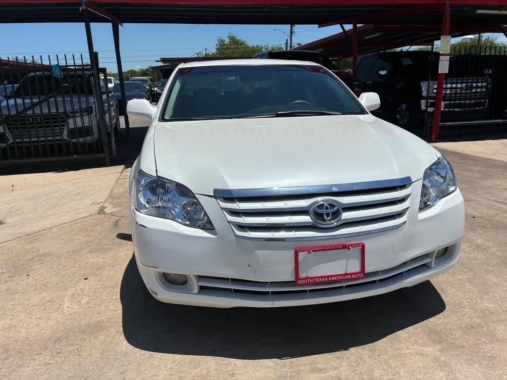 Toyota Avalon XL 2006
