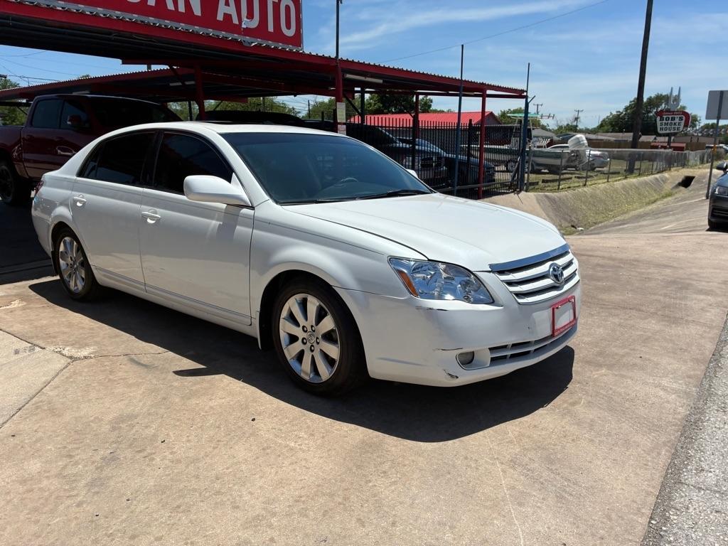 Toyota Avalon XL 2006
